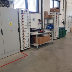 Technologie DEYE SUN-50K, baterie DEYE BOS-G 122.4 kWh
